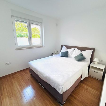 Seascape Residence Pjescana Uvala Ngoại thất bức ảnh