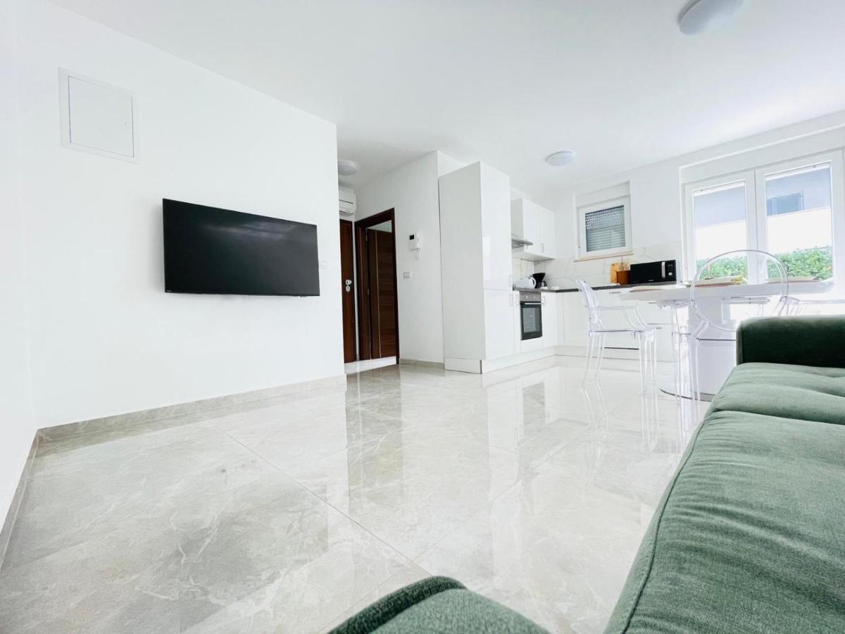 Seascape Residence Pjescana Uvala Ngoại thất bức ảnh